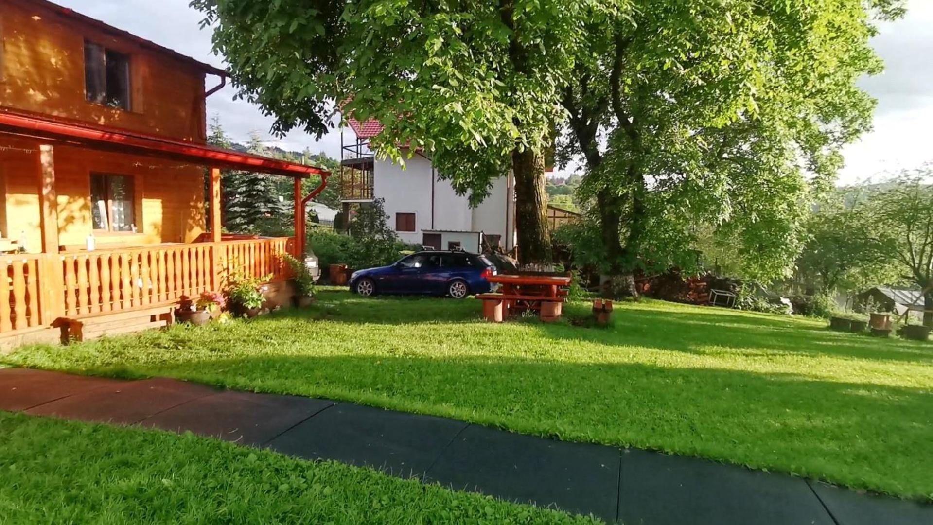 Nona Highland Home Moieciu de Jos Exterior foto